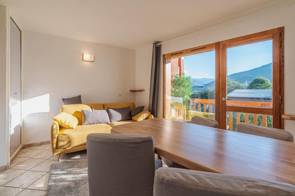 Studio 4 Personnes Ensoleille Et Proche De Tout Bourg-Saint-Maurice Extérieur photo